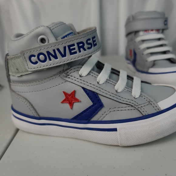 CONVERSE KIDS LEATHER HI TOP SNEAKER - Picture 5 of 10